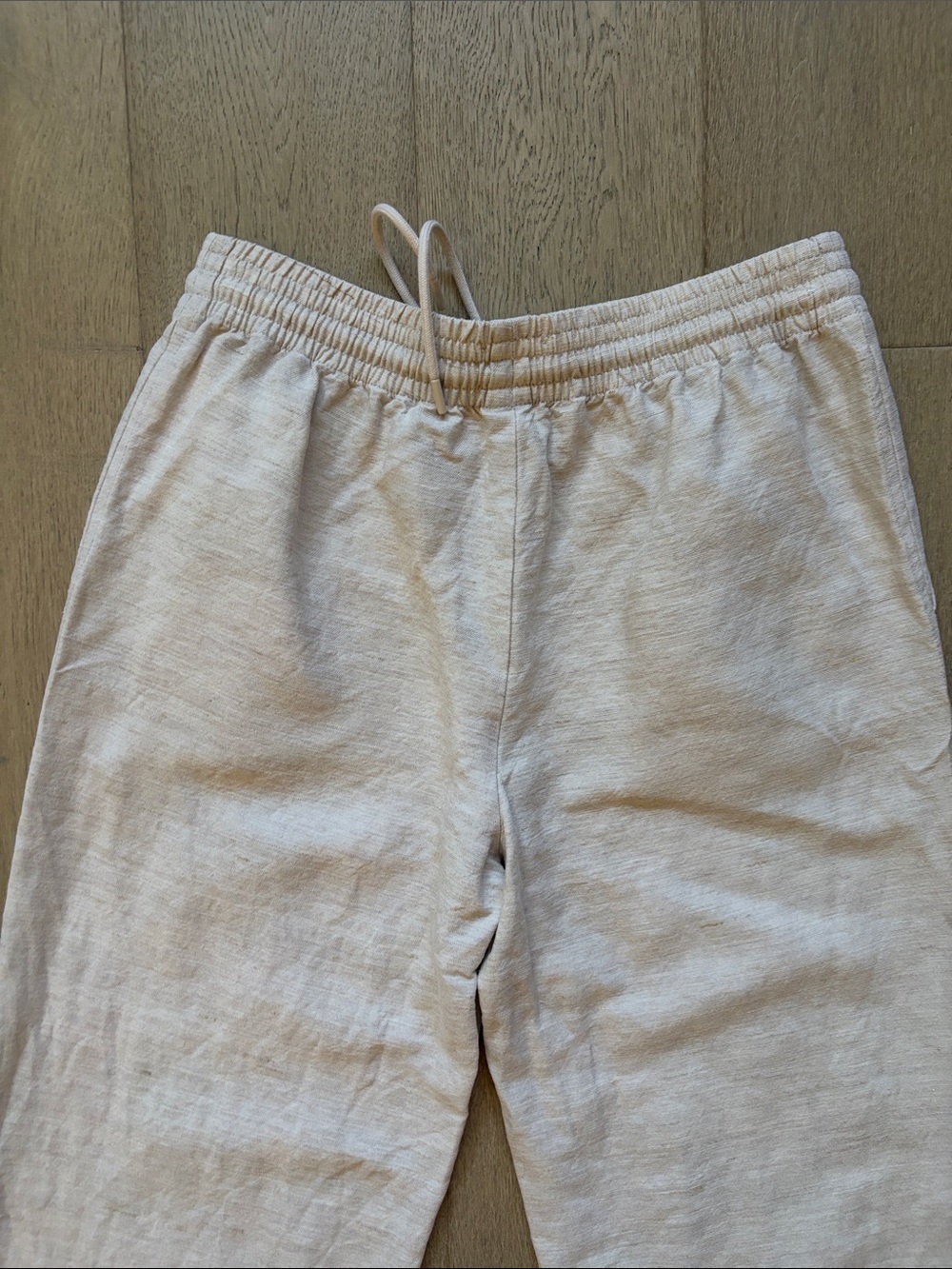 Aritzia Wide Leg Pants in Light Beige - Picture 13 of 16